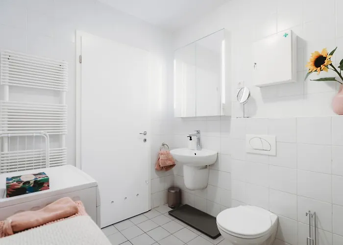 Peaceful Little Retreat, Spacious Free Garage Park * Ljubljana