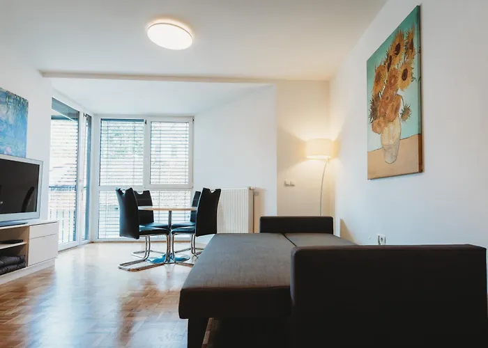 Peaceful Little Retreat, Spacious Free Garage Park Daire *